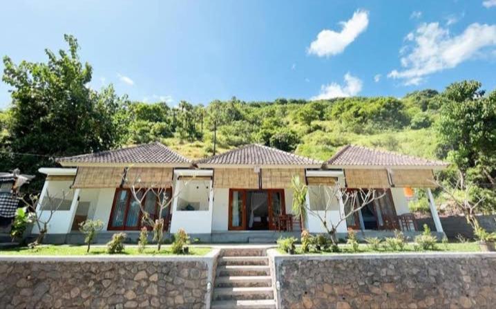Okaoki Homestay Amed  Exterior photo